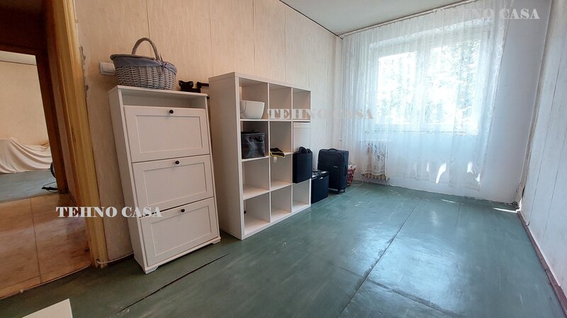 Titan, 550 m de Metrou 1 Decembrie | 4 camere, 90mp, 2/4, bloc reabilitat