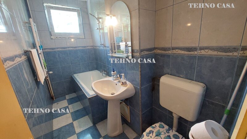 Titan, 550 m de Metrou 1 Decembrie | 4 camere, 90mp, 2/4, bloc reabilitat